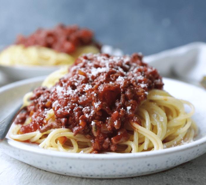Easy Spaghetti Bolognese Recipe