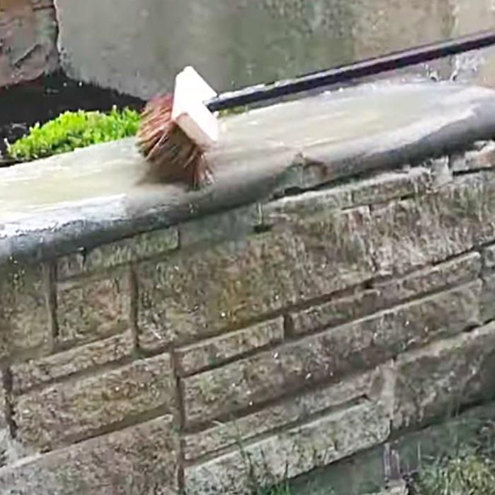 How To Clean Brick On The Cheap - Easy Way To Clean Brick - Baking Soda Hacks