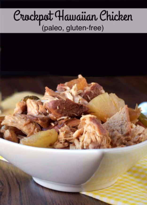 Crock pot Hawaiian chicken with pineapple rings and green bell pepper, a four ingredient healthy dinner
