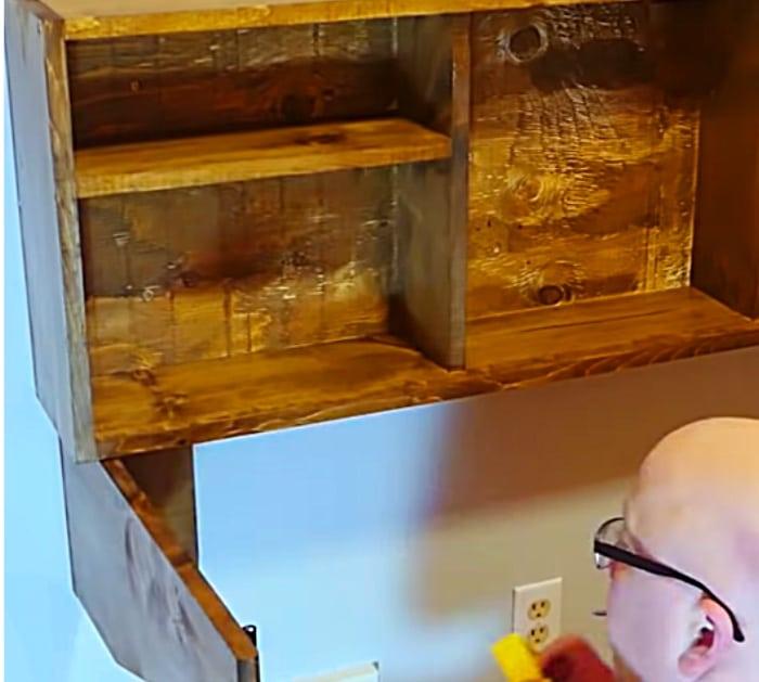 Make a quick easy DIY Wall mounted Fold Down Desk