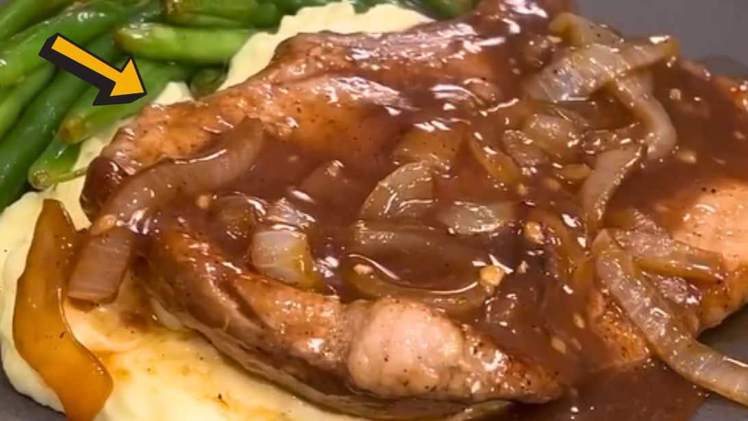 Best Smothered Pork Chop and Gravy