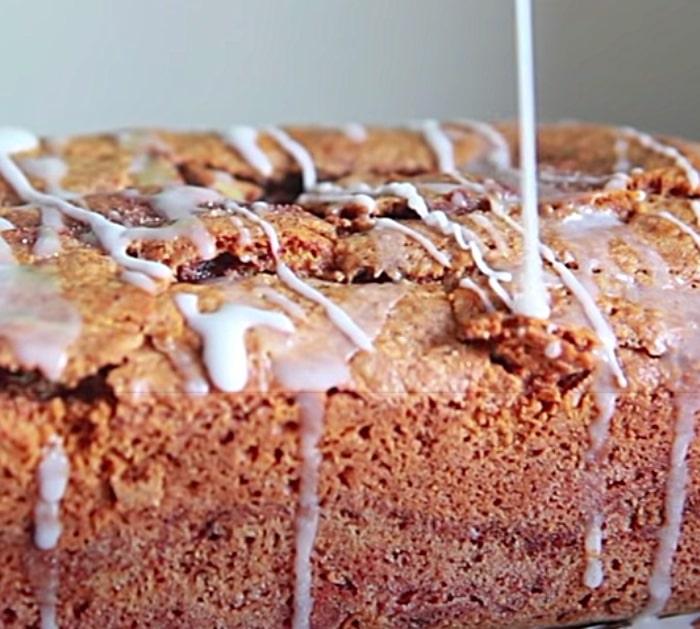 Make A Powdered Sugar Glaze For Cinnamon Sugar Bread