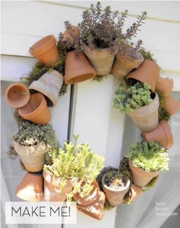 DIY Ideas for Clay Pots - Make a Terra Cotta Pot Wreath - Cute Gardening Projects Tutorials for Decorating Pots - Pretty Rustic and Farmhouse Planters for Cheap Home Decor