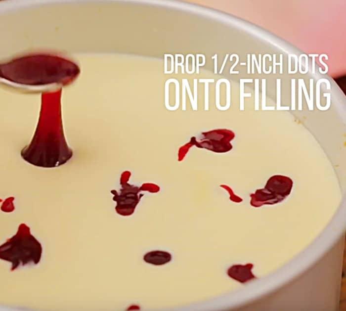 Try a Slow CookerCrockpot Cheesecake by learning this easy recipe