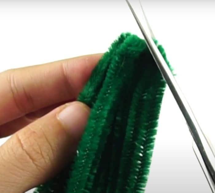 Easy DIY Pipe Cleaner Cactus Tutorial