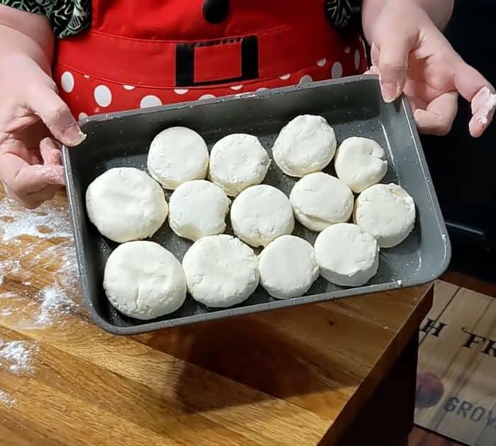 2-Ingredient Old Fashioned Biscuits Instructions