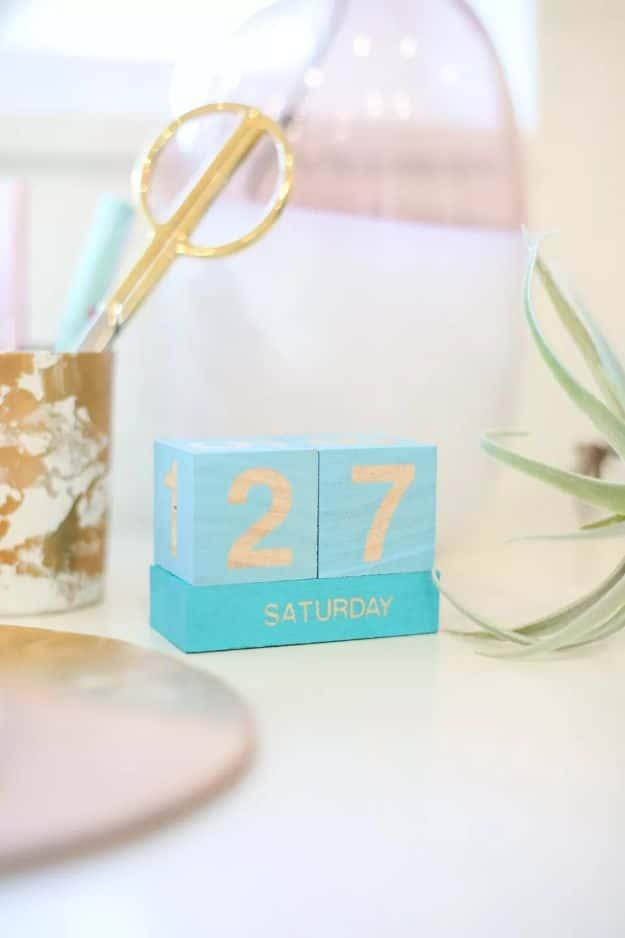 DIY Office Furniture - Make a Perpetual Block Calendar - Do It Yourself Home Office Furniture Ideas - Desk Projects, Thrift Store Makeovers, Chairs, Office File Cabinets and Organi