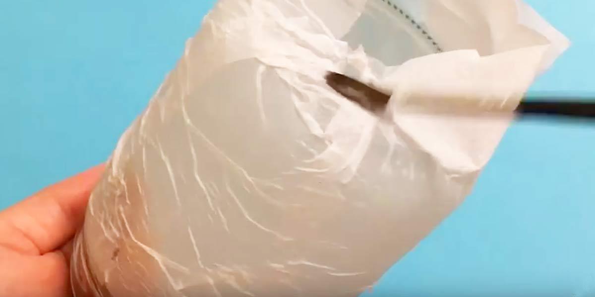 After Gluing A Thin Layer Of Napkin To A Jar, What She Attaches Next Is Breathtaking!
