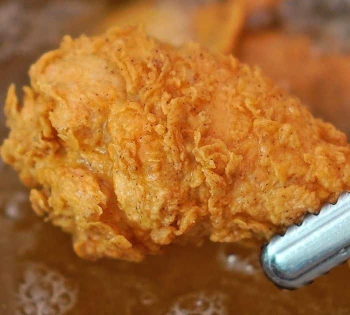 How to fry crispy chicken with few ingredients