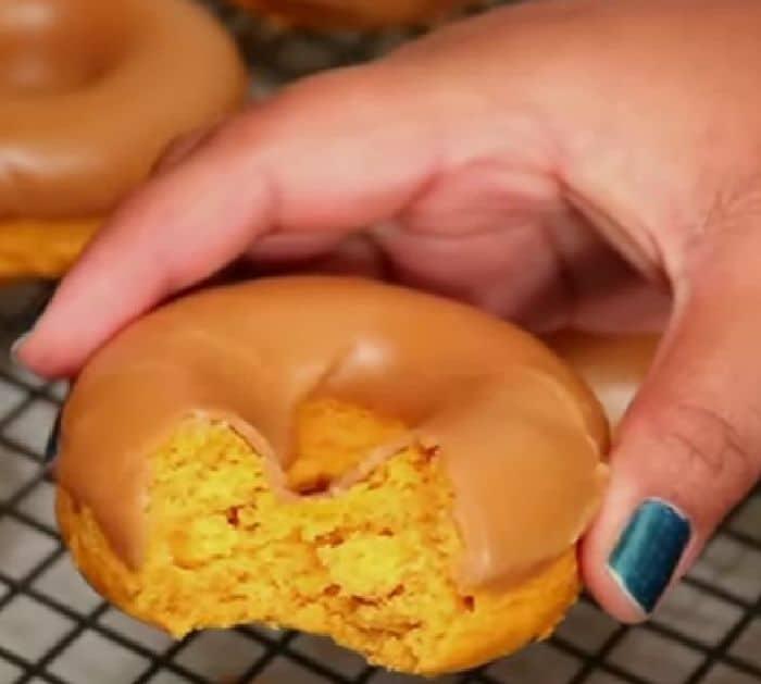 How to Make Maple-Glazed Pumpkin Donuts