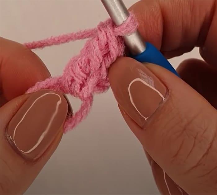 materials to crochet a heart