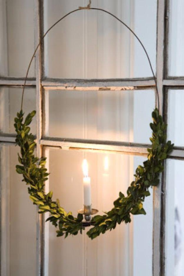 Wreath Candle Holder, low pressure enough to try this weekend and a nice way to make a plain corner feel finished