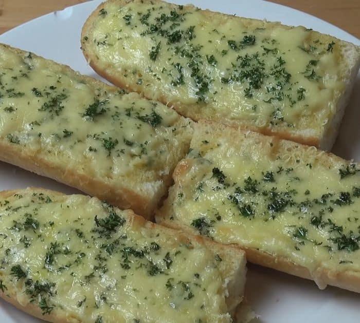 How To Make Cheesy Garlic Bread