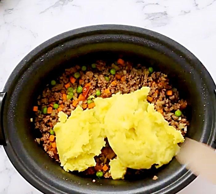 Make a crockpot shepherd's pie recipe