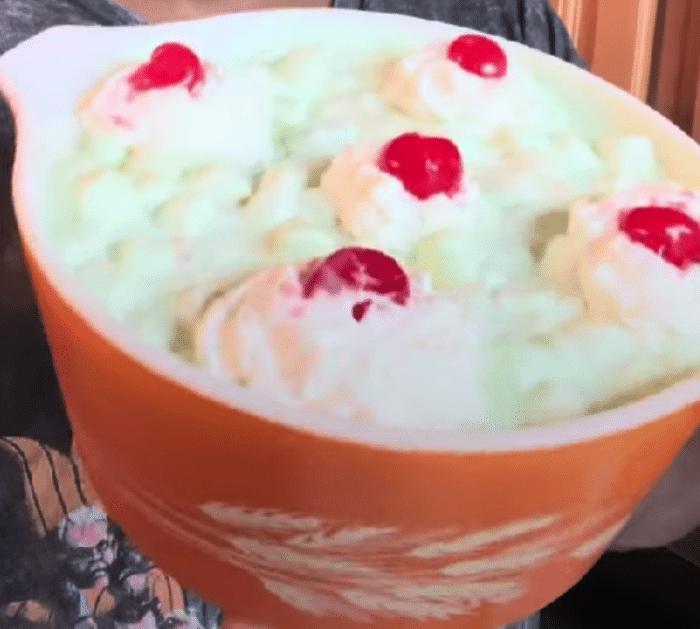How to Make Retro Watergate Salad