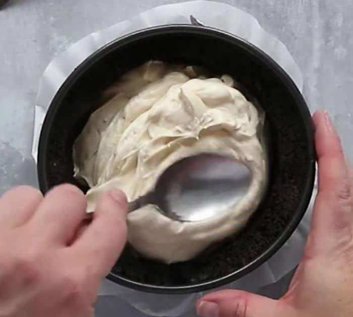 Easy to Make No-Bake Baileys Cheesecake