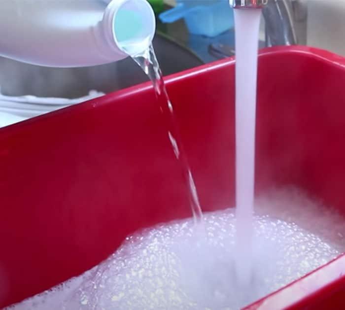 Soak White Shoes To Clean - DIY Shoe Cleaner