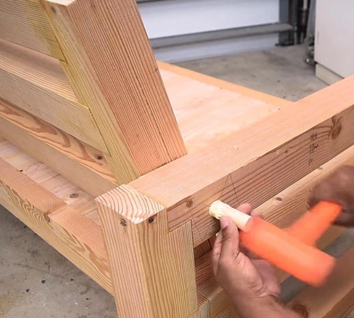 Make a DIY Outdoor Sofa