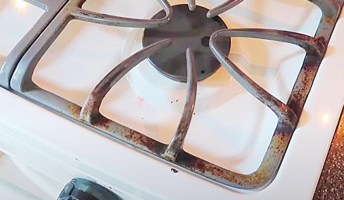 Stove Grate Cleaning Hack