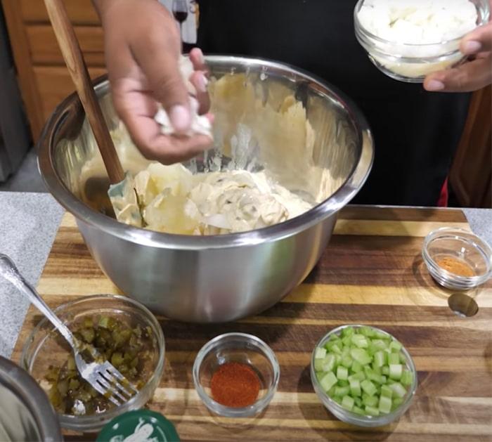 how to make a southern style potato salad