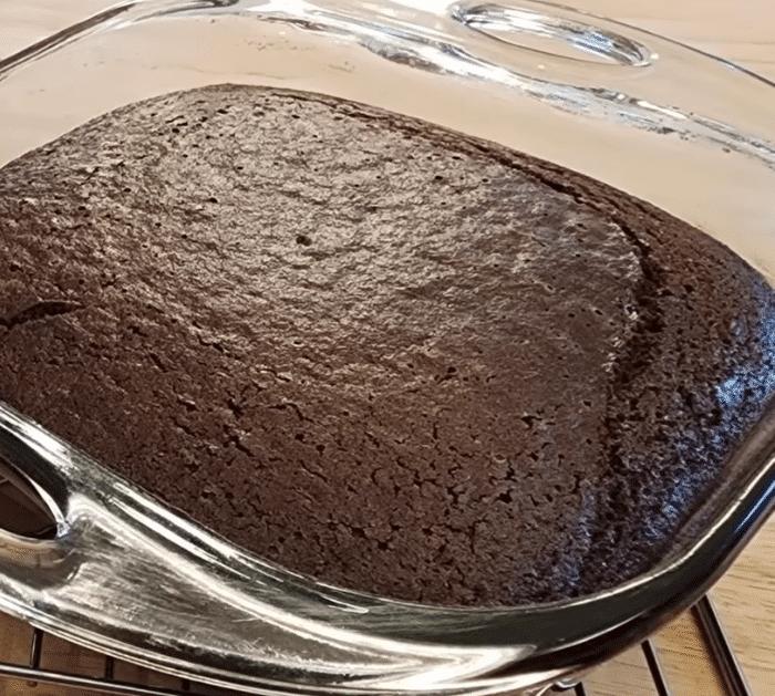 How to Make Chocolate Depression Cake