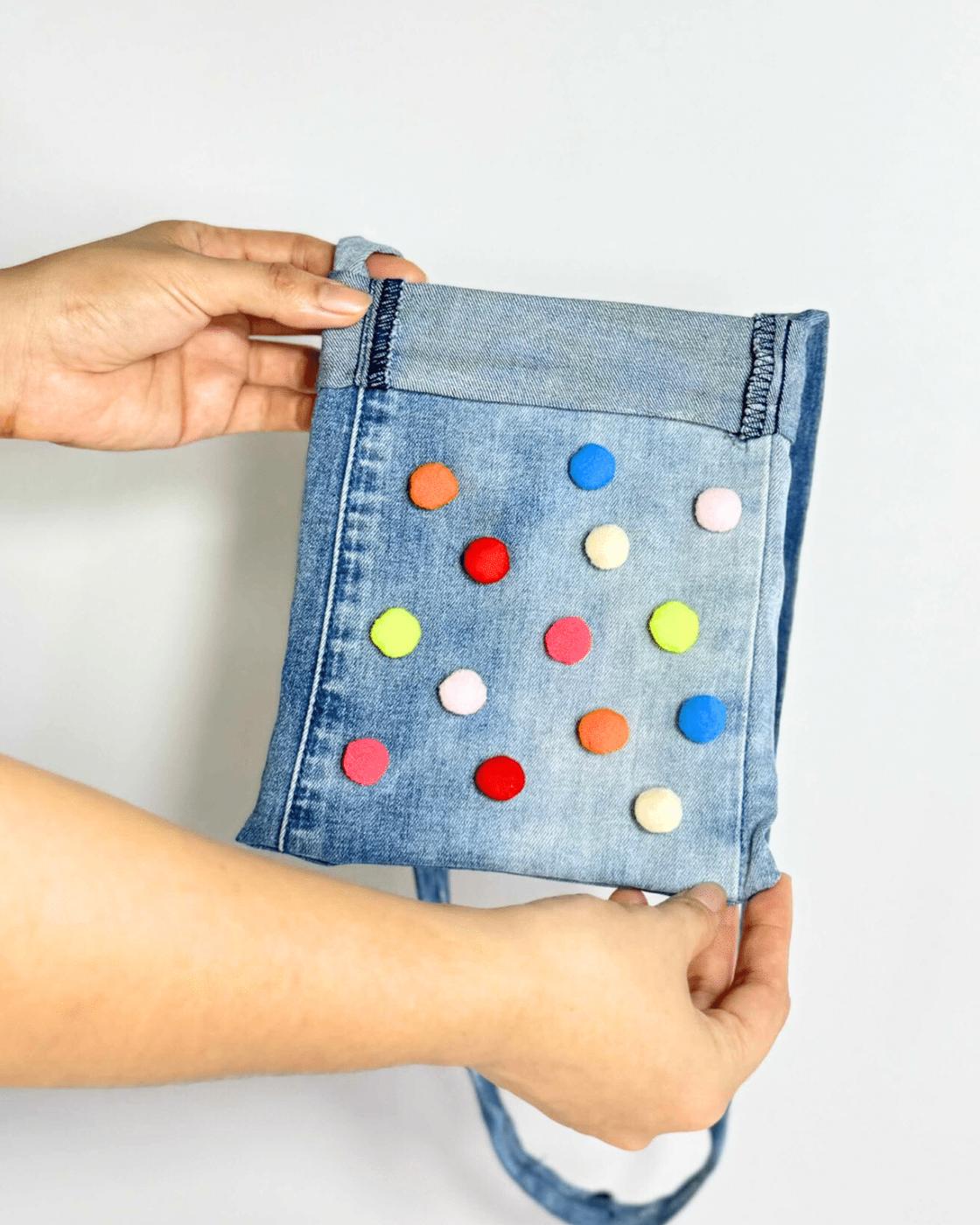 Upcycled Denim Jeans Bag — diy upcycled jeans bag tutorial