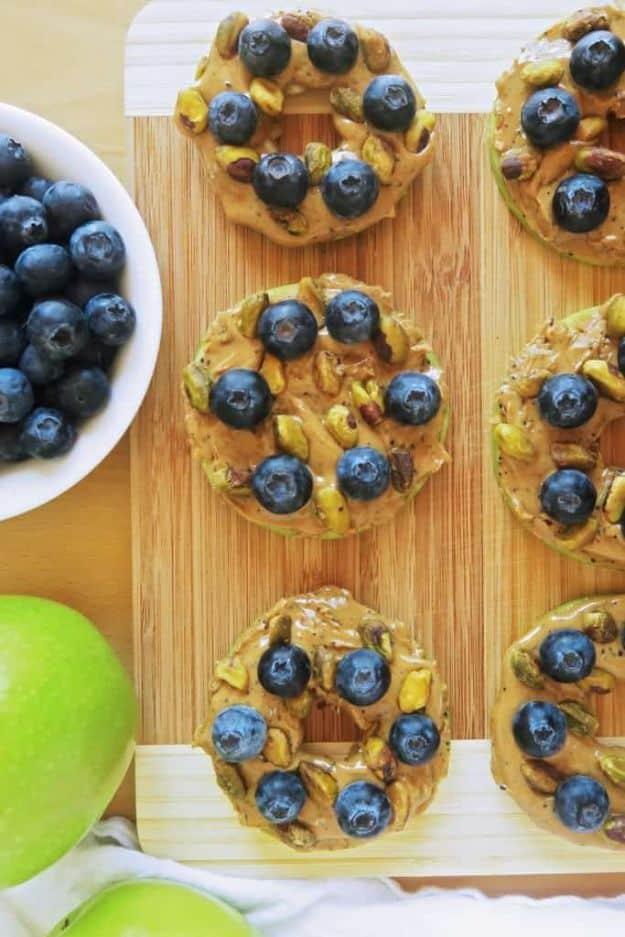 Best Recipes To Teach Your Kids To Cook - Blueberry Pistachio Apple Sandwiches - Easy Ideas To Show Children How to Prepare Food - Kid Friendly Recipes That Boys and Girls Can Make