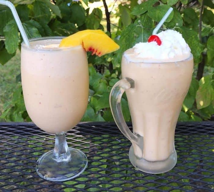 How to Make Peach Milkshake