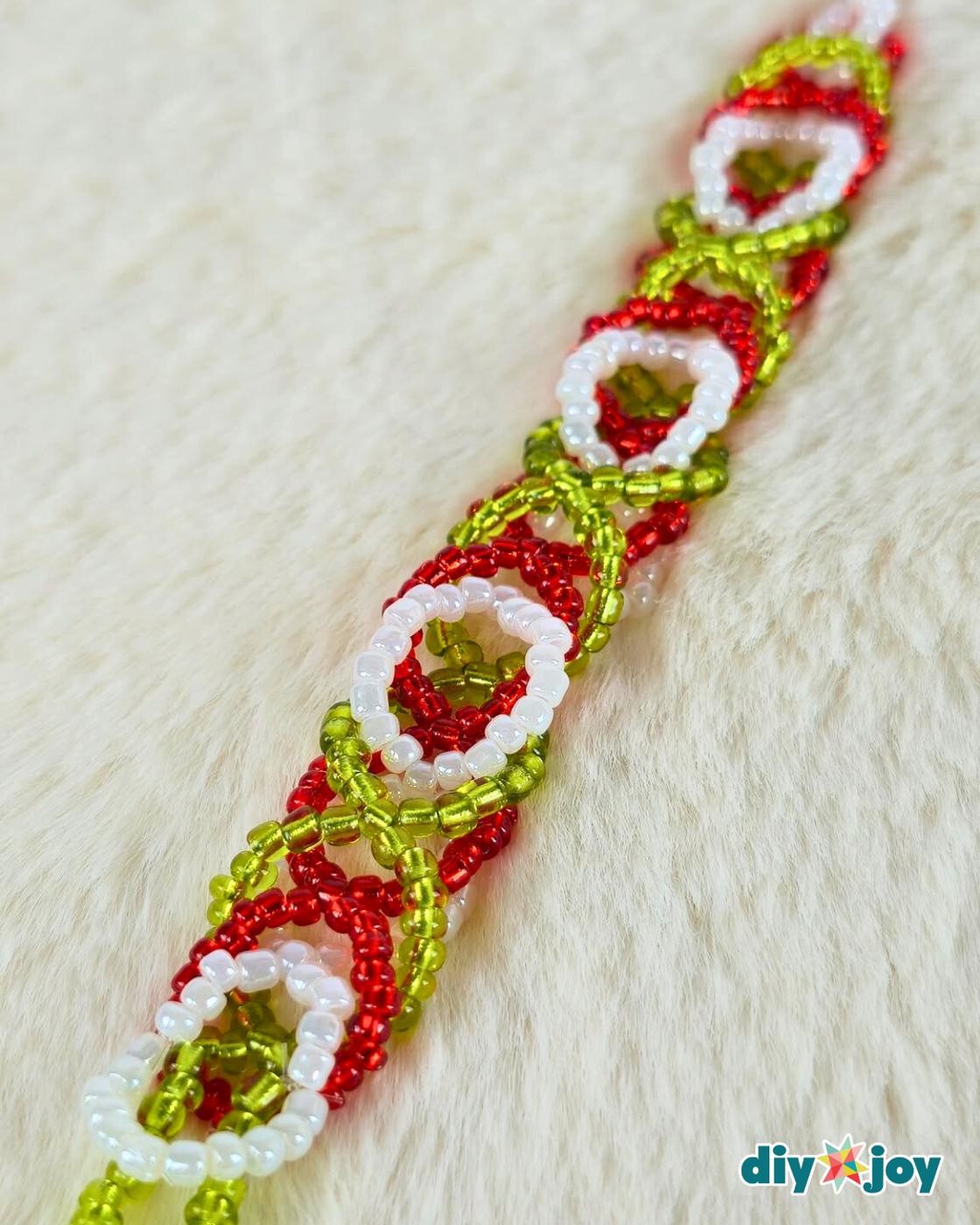 Beaded Bracelet — easy beaded bracelet tutorial