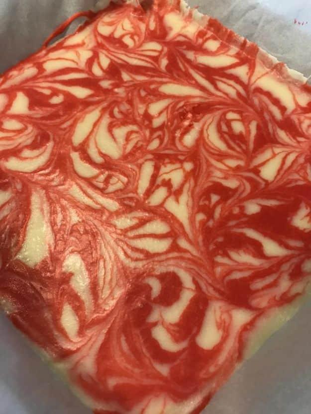 Fireball Whiskey Recipes - Festive Fireball Fudge - Fire ball Whisky Recipe Ideas - Pie, Desserts, Drinks, Homemade Food and Cocktails - Easy Treats and Christmas Dishes #fireball