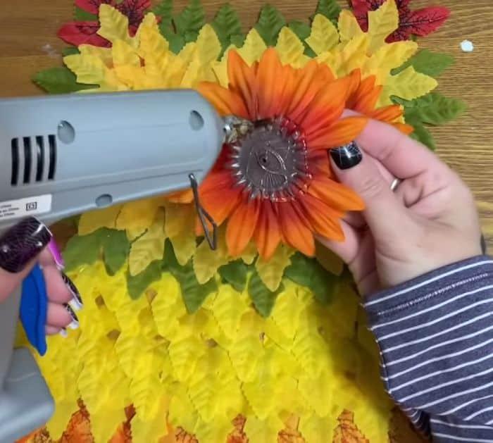 How to Make DIY Hanging Leaf Owl