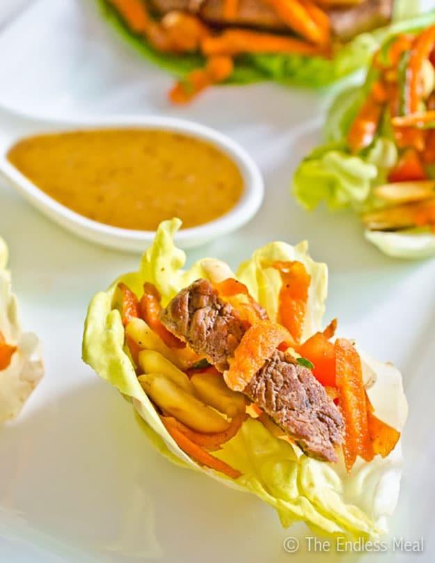 Healthy Party Food Ideas | Steak Salad Mini Lettuce Wraps | DIY Projects and Crafts by Sueeye #appetizers #partyfood #recipes
