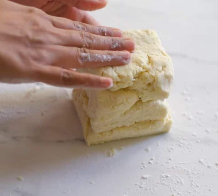 How to Make Fluffy Biscuits in 30 Minutes Ingredients