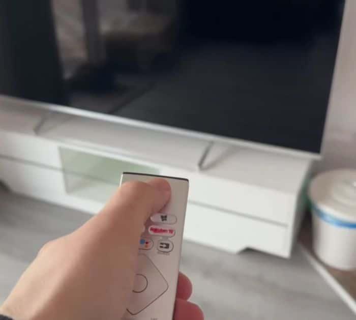 How to Fix Remote Control Battery That is Not Working
