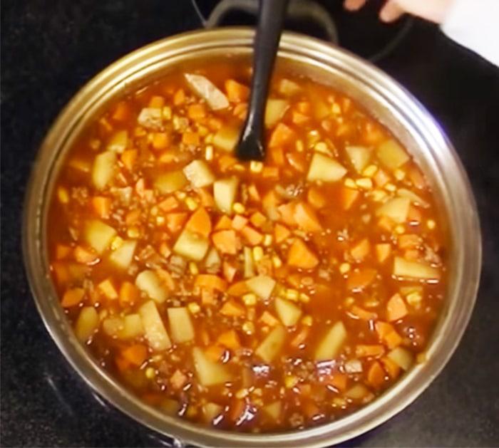 How To Make Hamburger Soup - Vegetable Soup - One Pot Meals