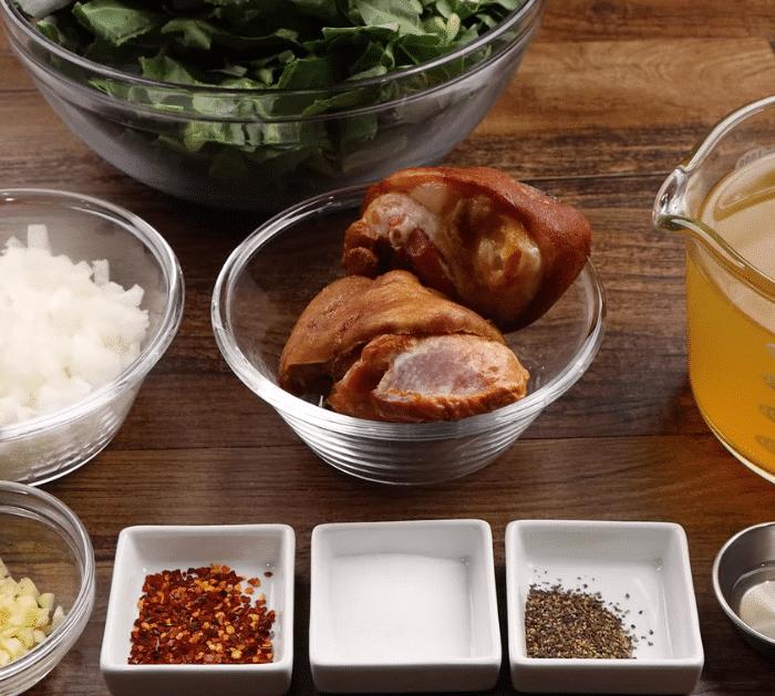 Ingredients for Slow Cooker Collard Greens