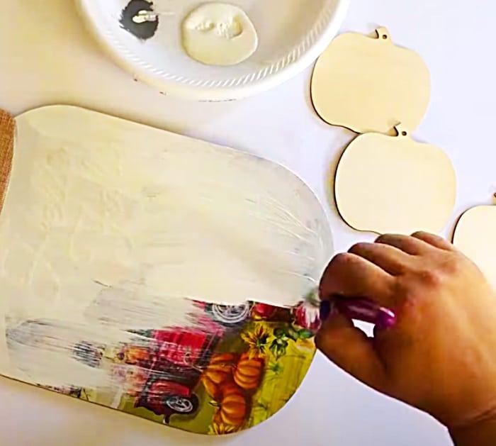 How To Paint A Mason Jar Sign - Dollar Tree Door Sign - Cheap Fall Decor DIY