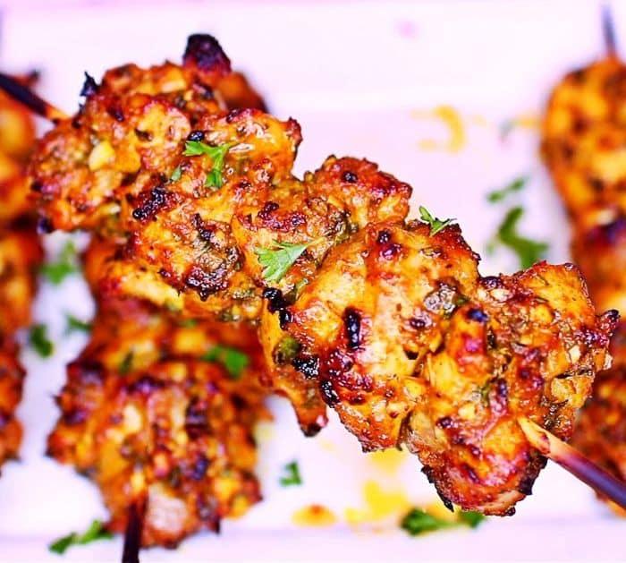 How to Make Baked Chicken Thighs Skewers