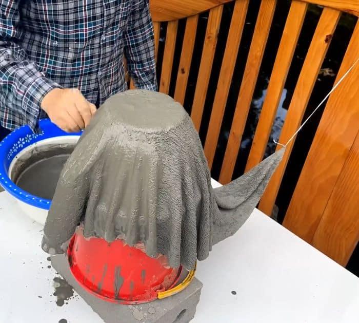 Swan-Shaped Cement Pot Using Old Fabric Tutorial