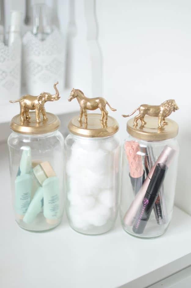 DIY Post Gold Animal Jar, a nice change of pace from something bought off the shelf and a quick idea that comes together fast