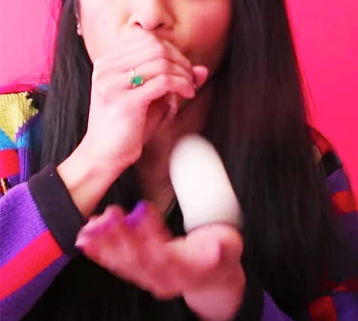 3 Methods To Peeling an Egg - How To Peel a Hardboiled Egg - Food Hacks - Cooking Hacks