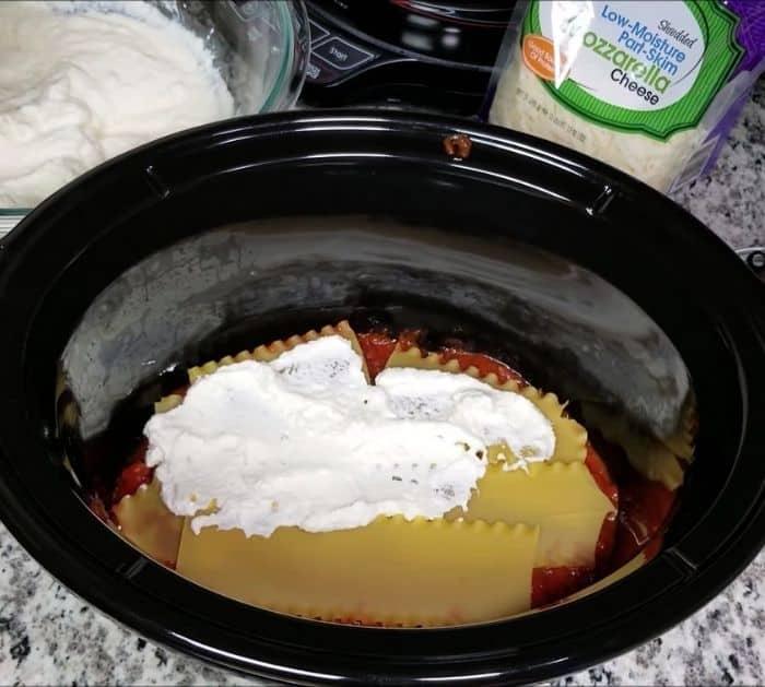 Easy to make lasagna using a crockpot