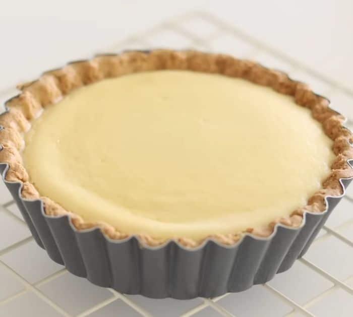 Easy To Make Strawberry Cheesecake Tart
