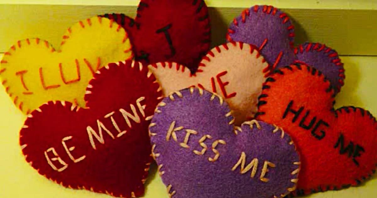 DIY Valentine Message Felt Hearts