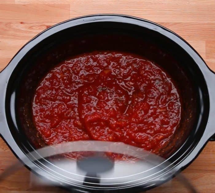 Easy Slow-Cooker Mozzarella-Stuffed Meatballs and Sauce Ingredients