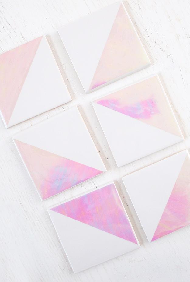 DIY Holographic Coasters, quick to set up on a rainy afternoon and personality a plain space was missing