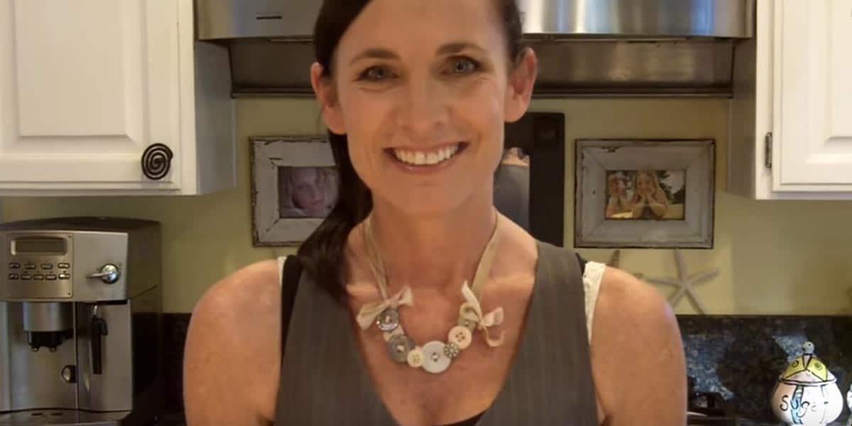 DIY Button Necklace