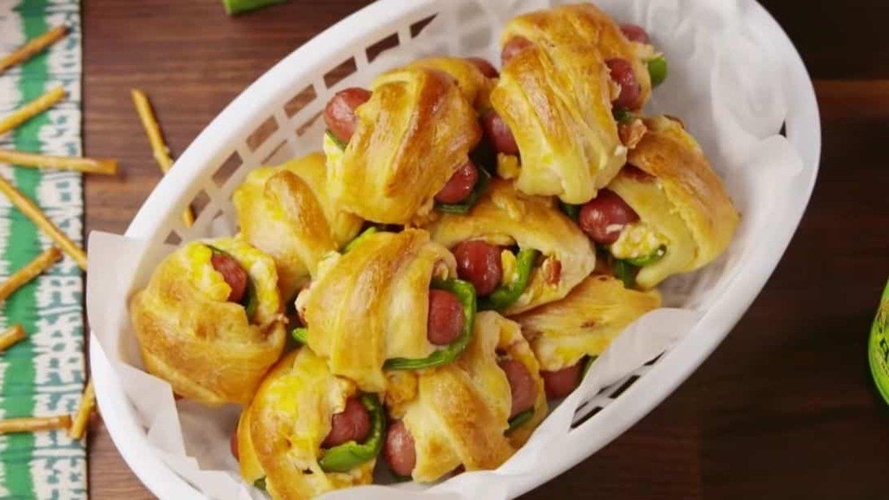 Easy Jalapeno Popper Pigs In A Blanket Recipe