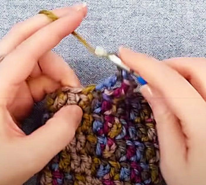 Start The First Few Rows Of Crochet Adult Booties
