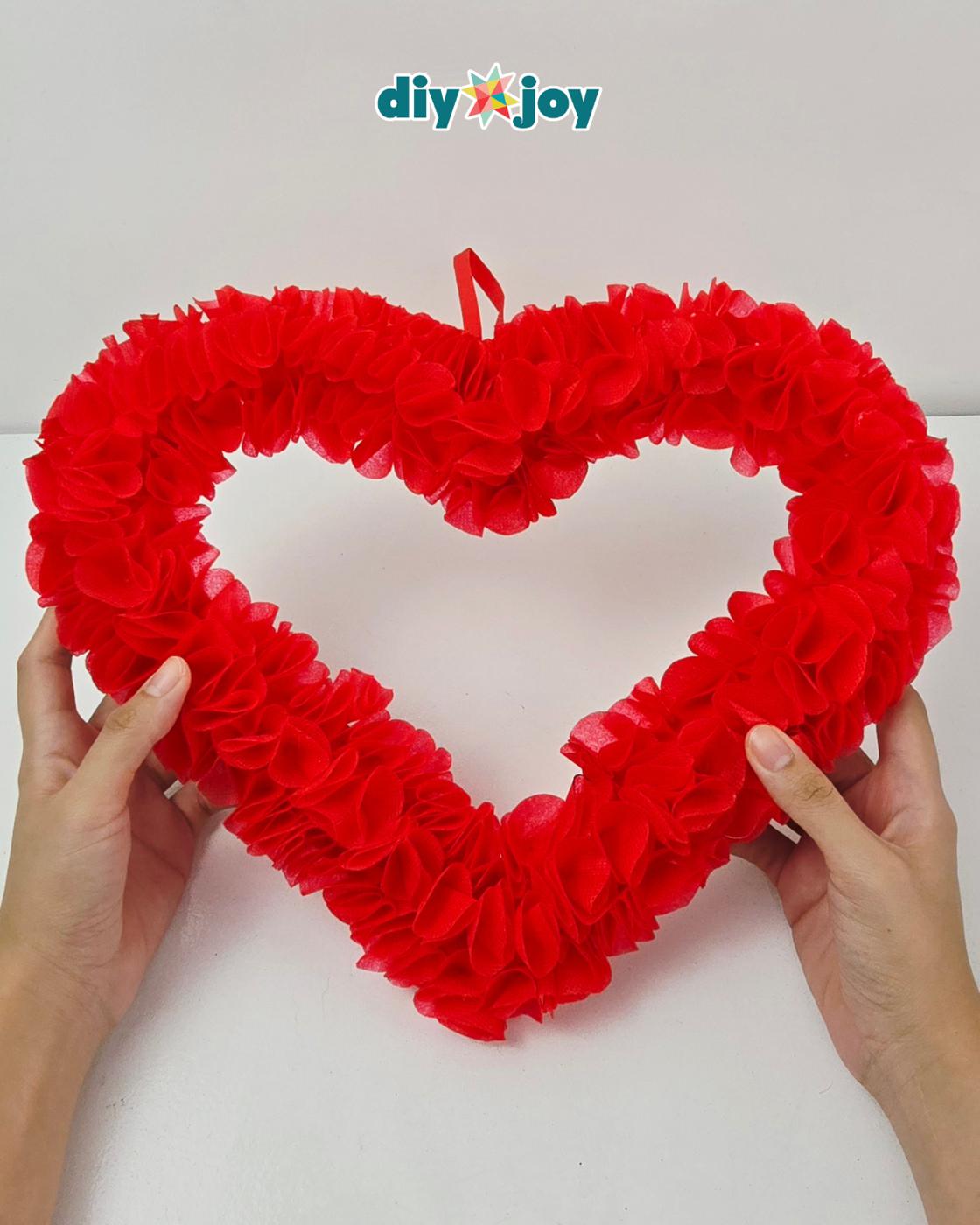 Eco Bag Heart Wreath — must-try crafts!